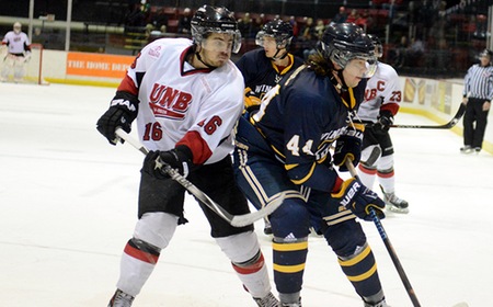 UNB comes out strong in 7-1 victory over Windsor Lancers