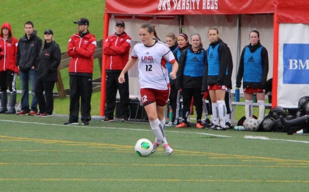 UNB comes back from behind to defeat Mount Allison 3-2